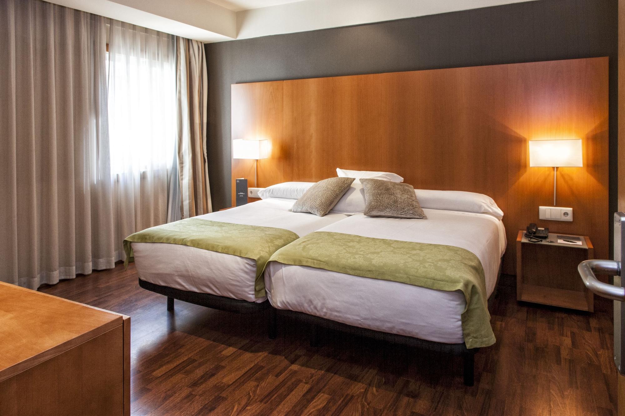 Zenit Don Yo Hotell Zaragoza Exteriör bild