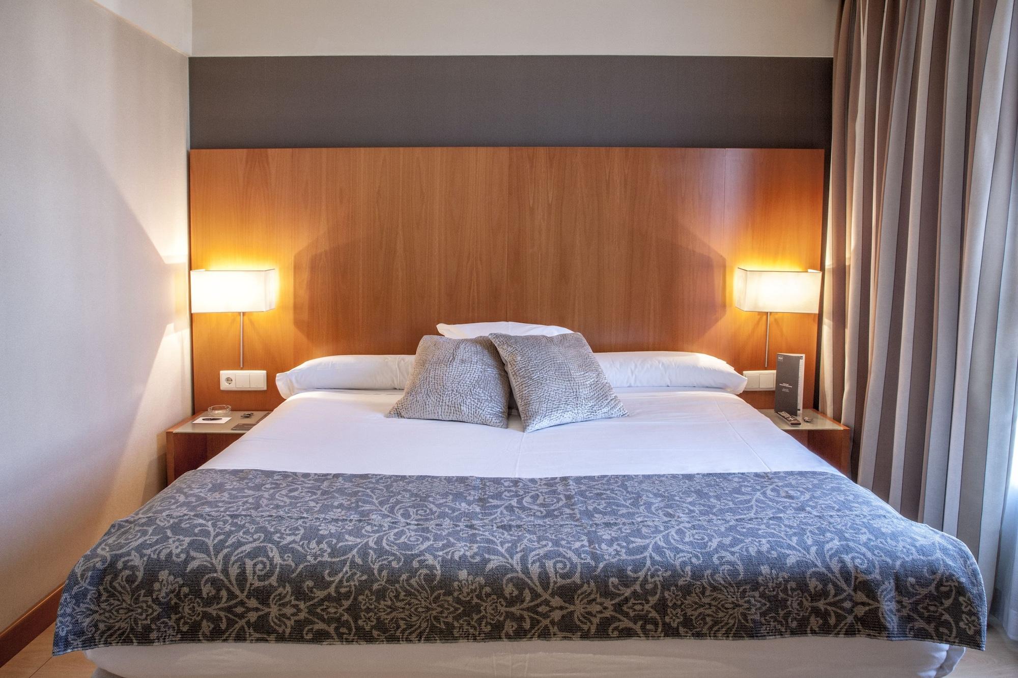 Zenit Don Yo Hotell Zaragoza Exteriör bild