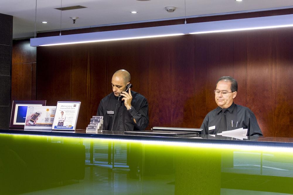 Zenit Don Yo Hotell Zaragoza Exteriör bild