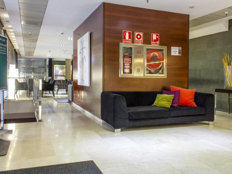 Zenit Don Yo Hotell Zaragoza Exteriör bild