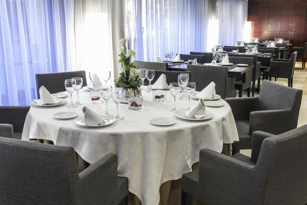 Zenit Don Yo Hotell Zaragoza Exteriör bild