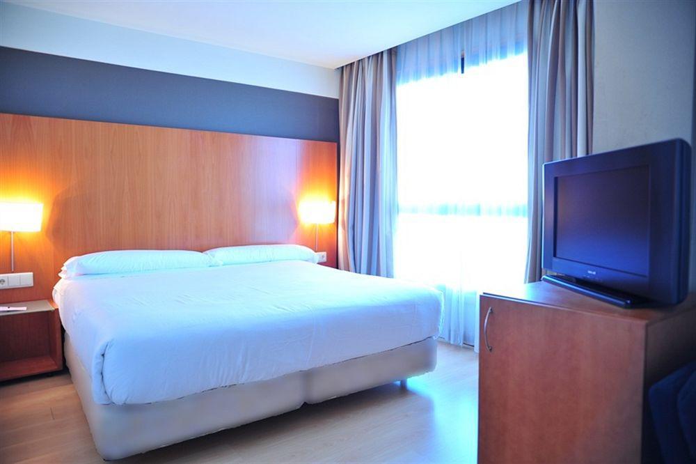 Zenit Don Yo Hotell Zaragoza Exteriör bild